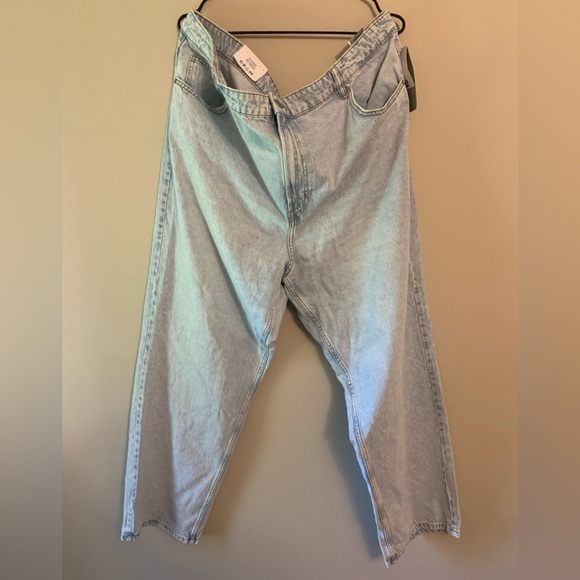 H&M 90’s Straig HR Ultra High Rise - Picture 2 of 6